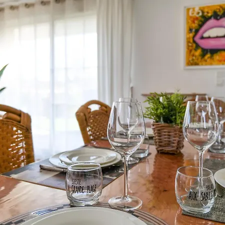 Casa de Férias Maison De Avec Piscine D'olonne 6 Personnes