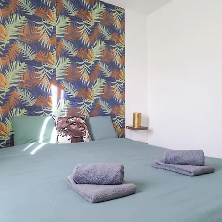 Casa de Férias Maison De Avec Piscine D'olonne 6 Personnes